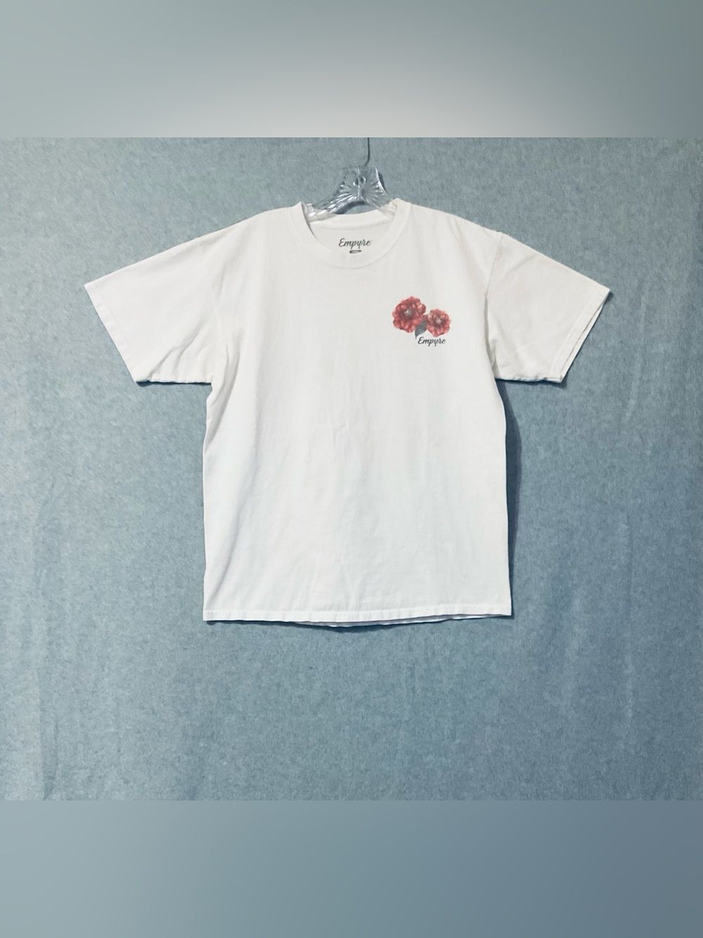 Empyre Men's  White Tee with Red Floral Chest Graphic Sz  L